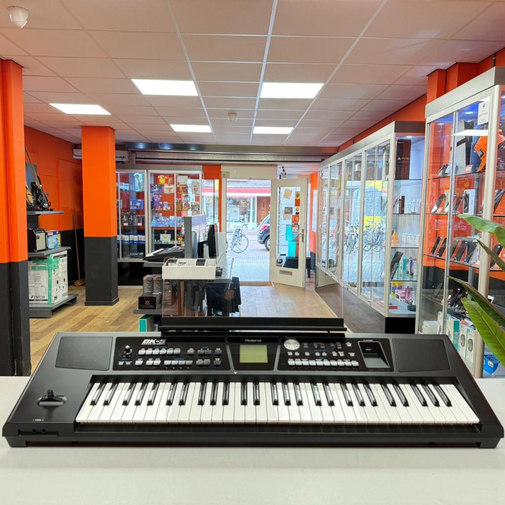 Roland BK-5 Keyboard, Muziek en Instrumenten, Keyboards, Roland, Zo goed als nieuw, Support@roland.com, 10910 Culver Blvd
Culver City, CA 90230
USA