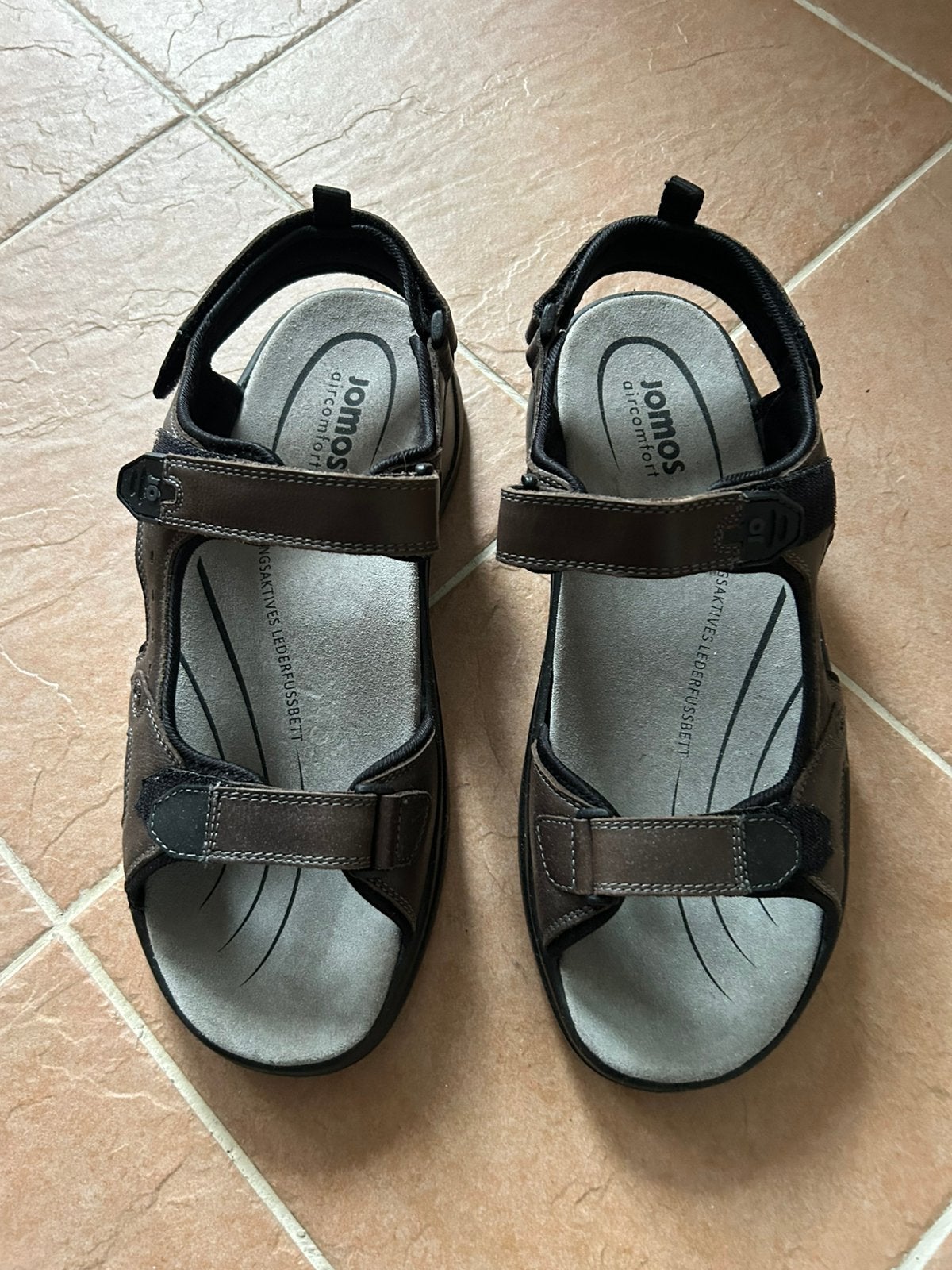 JOMOS aircomfort - kleur LEVER 2 paar maat 48 + 50, Kleding | Heren, Overige kleuren, Zo goed als nieuw, Ophalen, Sandalen