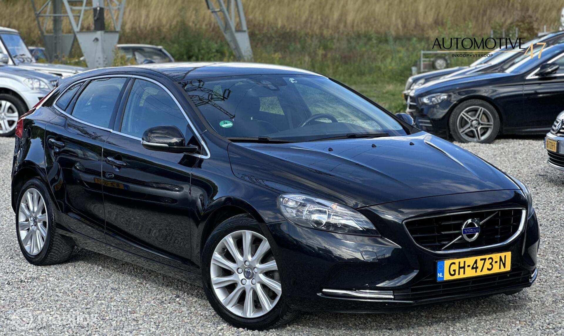 Volvo V40 1.6 T4 Momentum, Auto's, Gebruikt, 4 cilinders, 700 kg, 179 pk