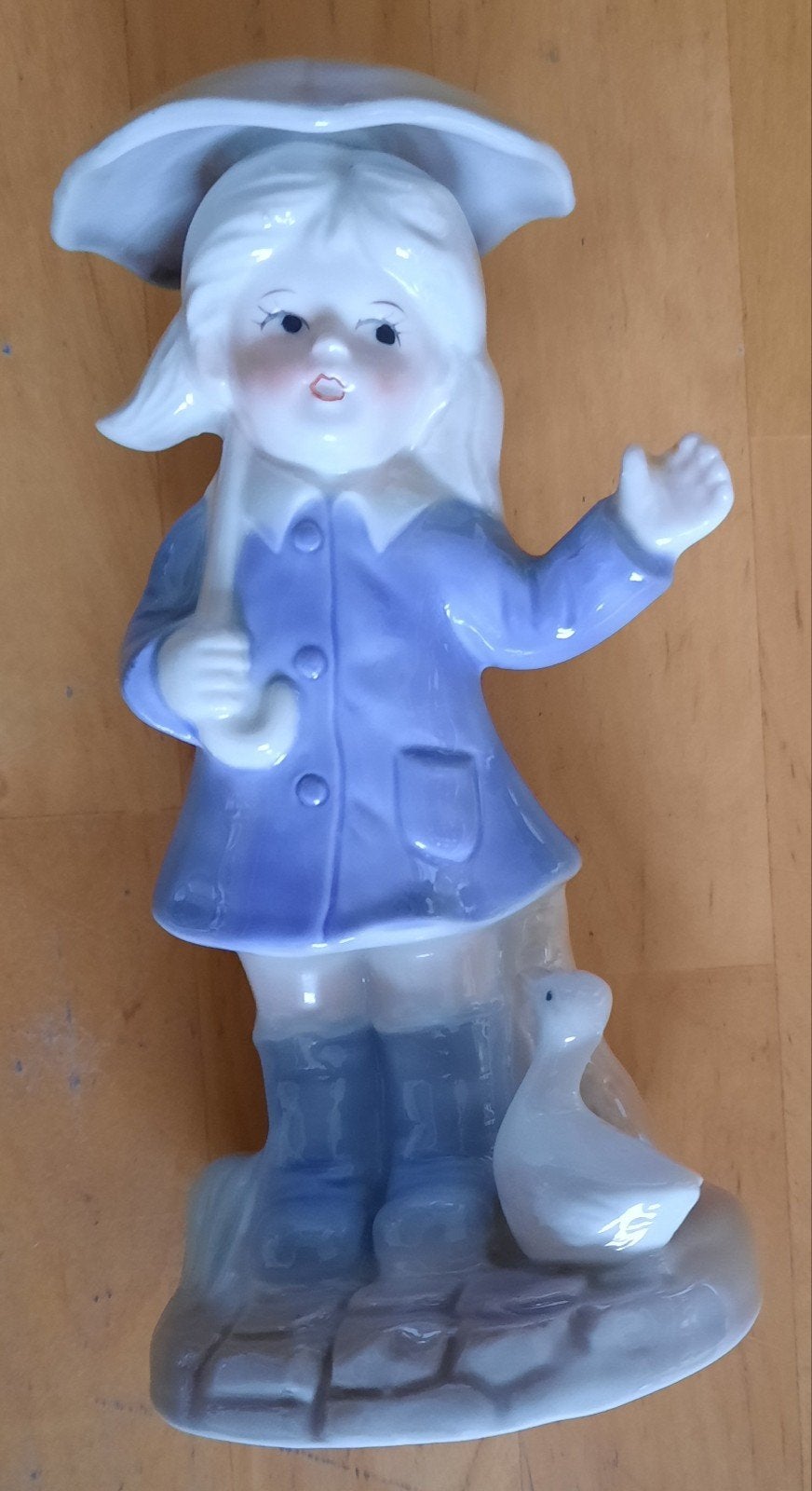 Vintage Beeldje Meisje met Eend - Hoyng Eindhoven, Ophalen of Verzenden, Zo goed als nieuw