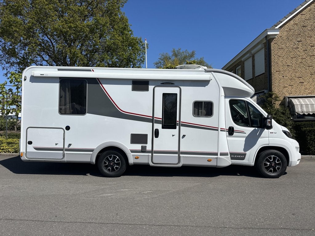 LMC Element T 748 9 Spd 160 PK Zeer mooi, Caravans en Kamperen, Campers, Automaat, Ringverwarming, Fiat, Airbags