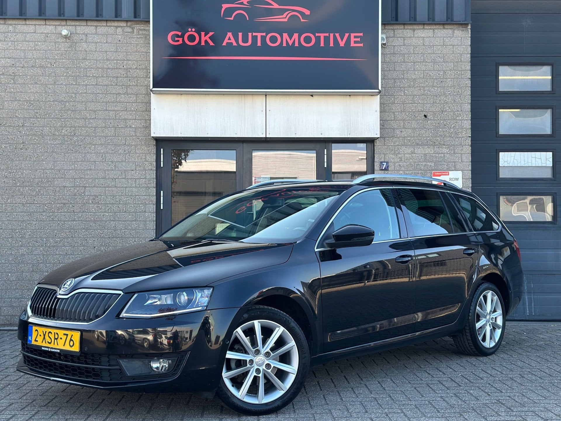 Skoda Octavia Combi 1.4 TSI Greentech Elegance Businessline, Auto's, Euro 5, Stof, Gebruikt, 4 cilinders