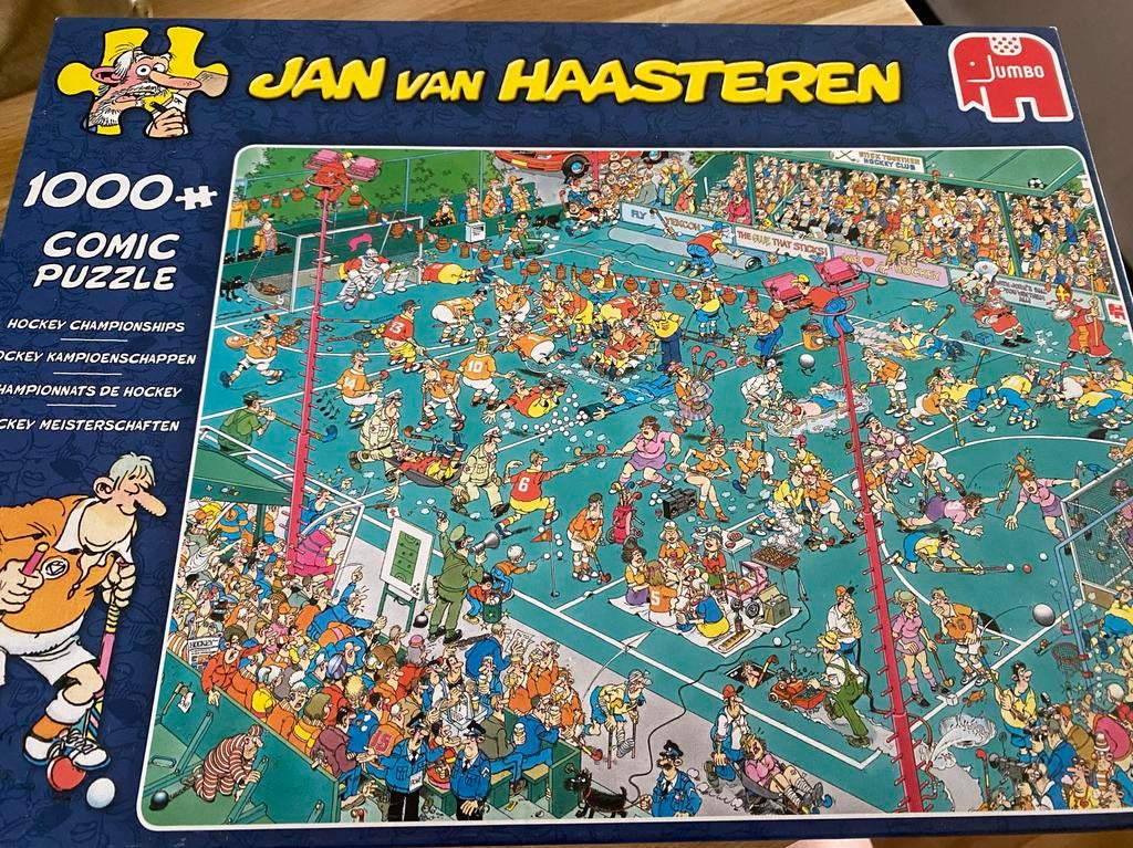 Jan van Haasteren Hockey Kampioenschappen 1000 stukjes, Hobby en Vrije tijd, Denksport en Puzzels, Ophalen of Verzenden, 500 t/m 1500 stukjes
