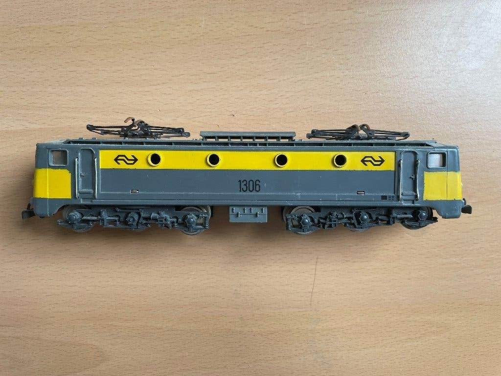 Jouef Nederlandse Spoorwegen (NS) 1300-serie, H0, Gebruikt, Jouef, Ophalen of Verzenden, NS