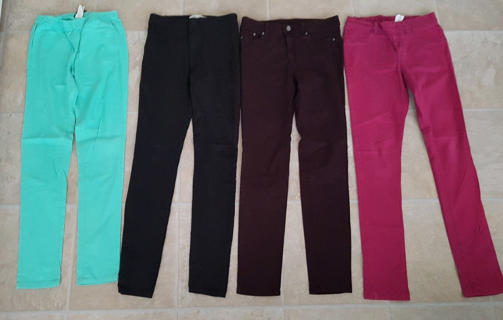 4 broeken maat 36 (S) - diverse kleuren, C&A here+there, Meerkleurig, Ophalen of Verzenden, Zo goed als nieuw