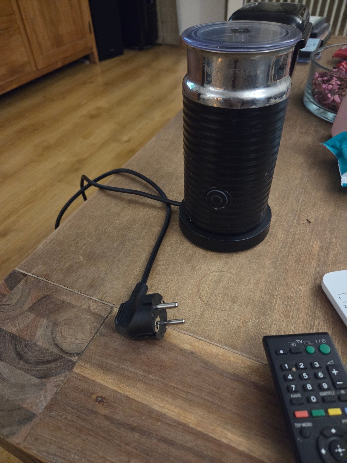 Nespresso Aeroccino Melkopschuimer, Witgoed en Apparatuur, Ophalen, Gebruikt, Elektrische melkopschuimer