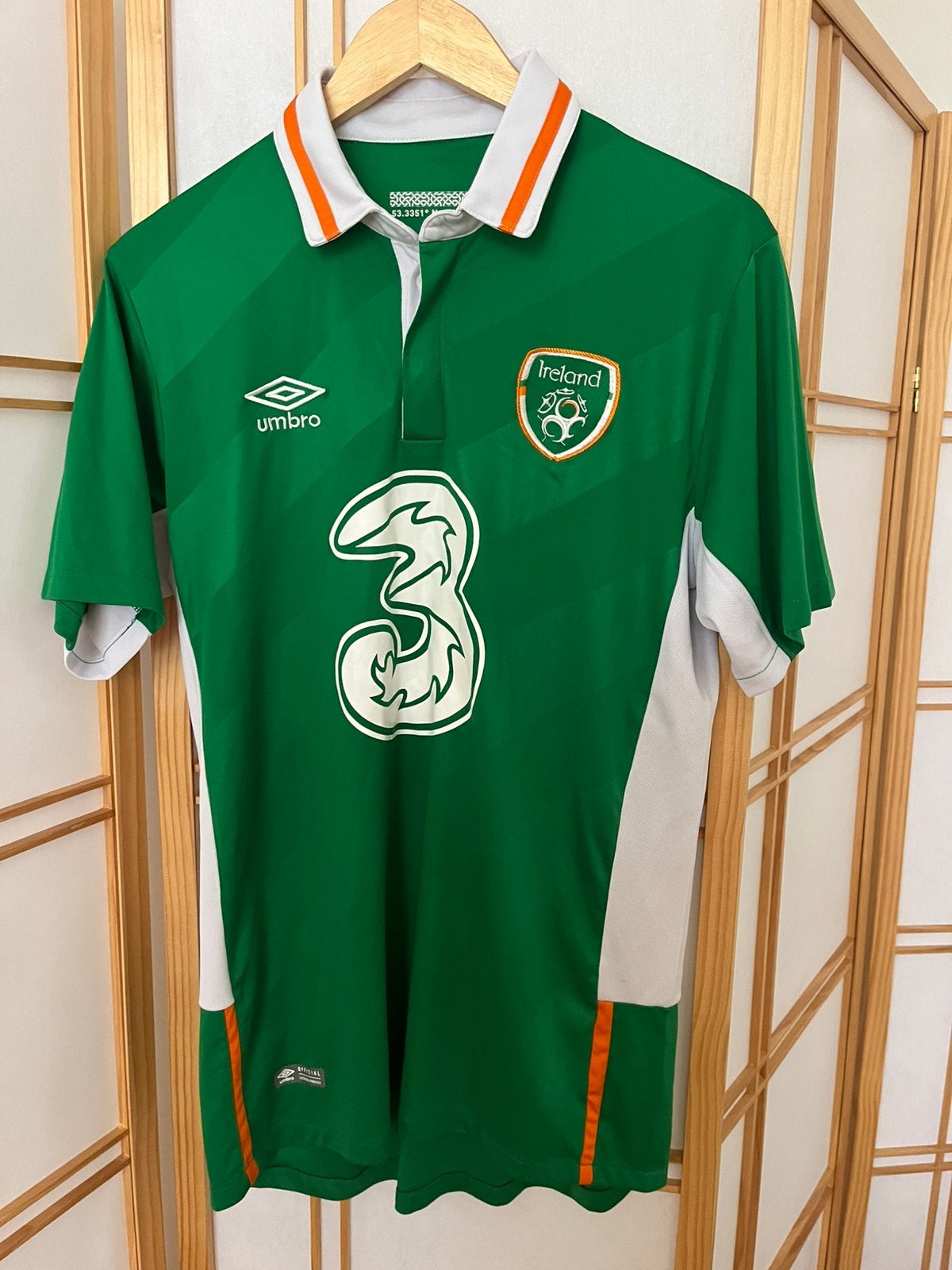 Ireland Umbro 2016 - 2017 thuisshirt Maat M Ierland, Ophalen of Verzenden, Zo goed als nieuw, Buitenlandse clubs, Shirt