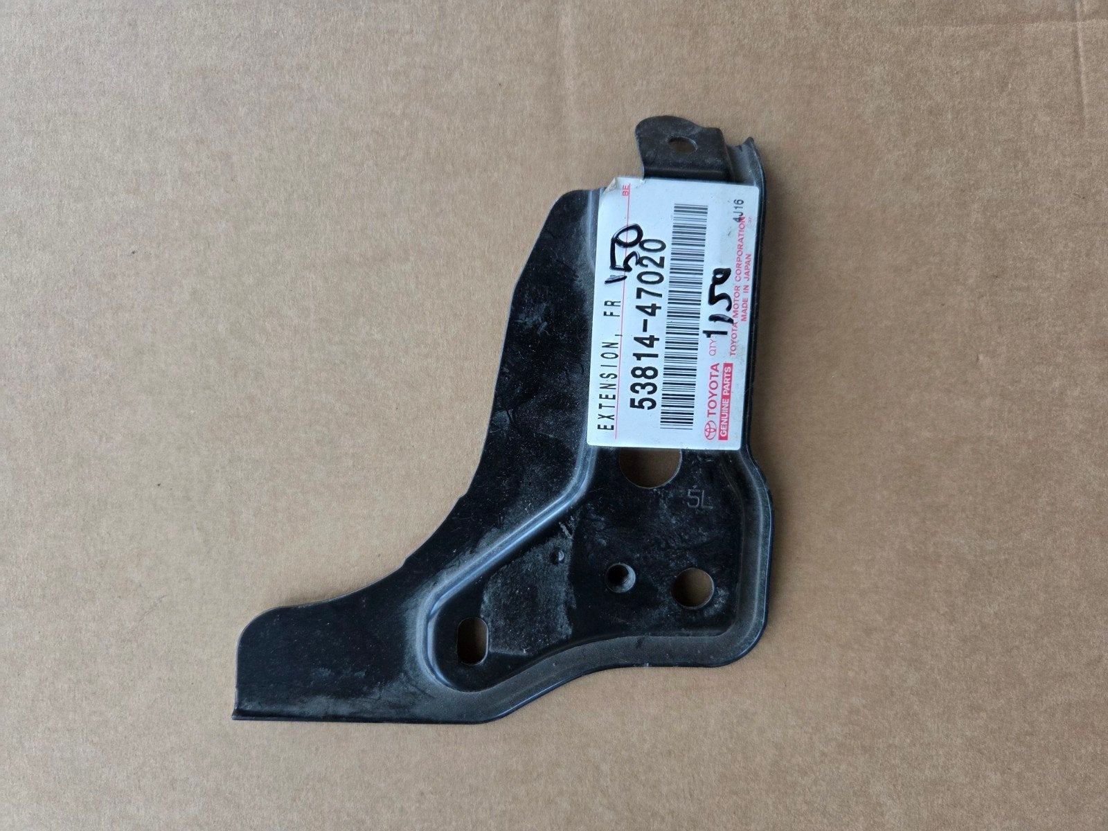 Toyota spatbordverlenging links voor - Prius (2010-2017), Ophalen of Verzenden