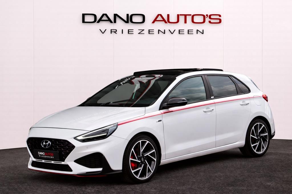 Hyundai i30 1.5 T-GDI N-Line MHEV LED/Pano/ACC/Camera, Automaat, Automatische klimaatregeling, Stof, Gebruikt