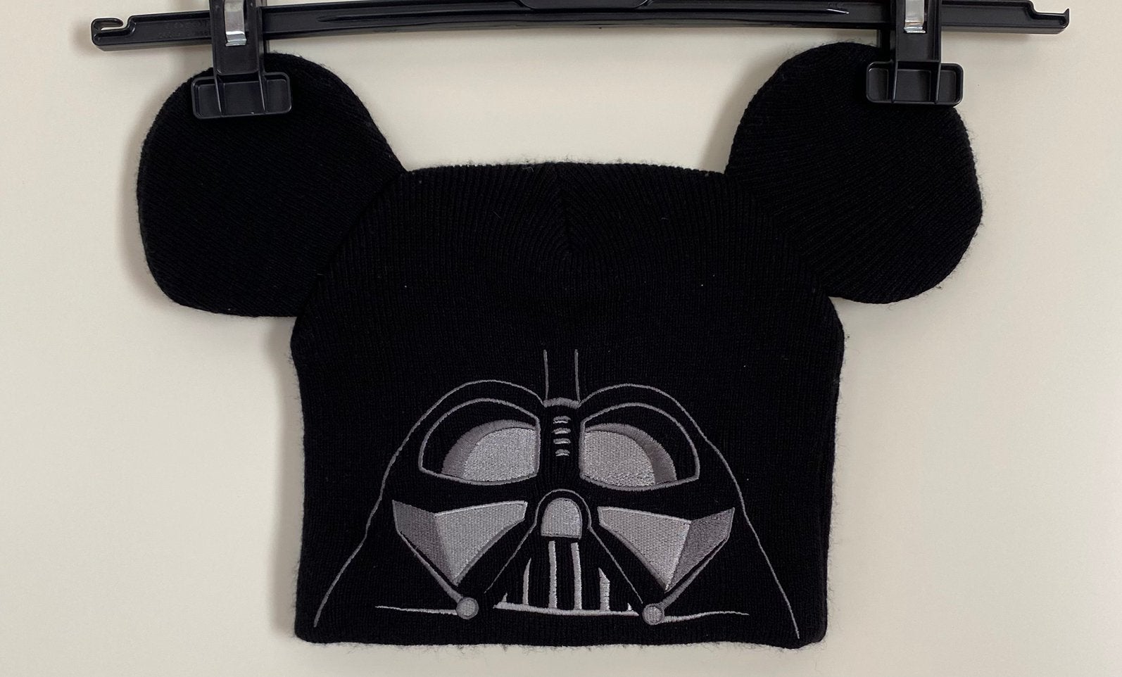 Disney Parks Darth Vader Muts met Mickey Oren - Junior, Kinderen en Baby's, Kinderkleding | Mutsen, Sjaals en Handschoenen, Gebruikt