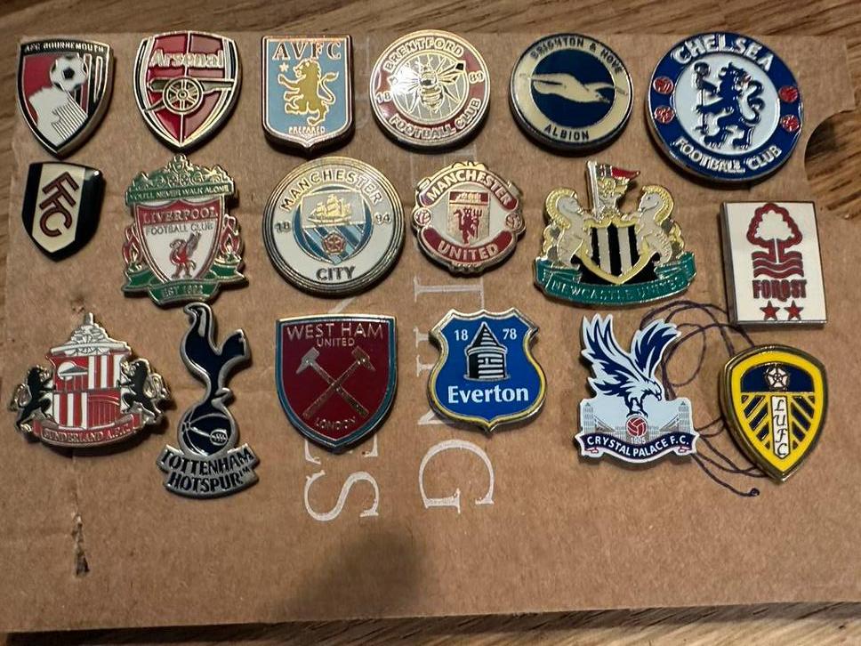 Voetbal pins Premier League per stuk €5,-, Ophalen of Verzenden, Zo goed als nieuw, Sport