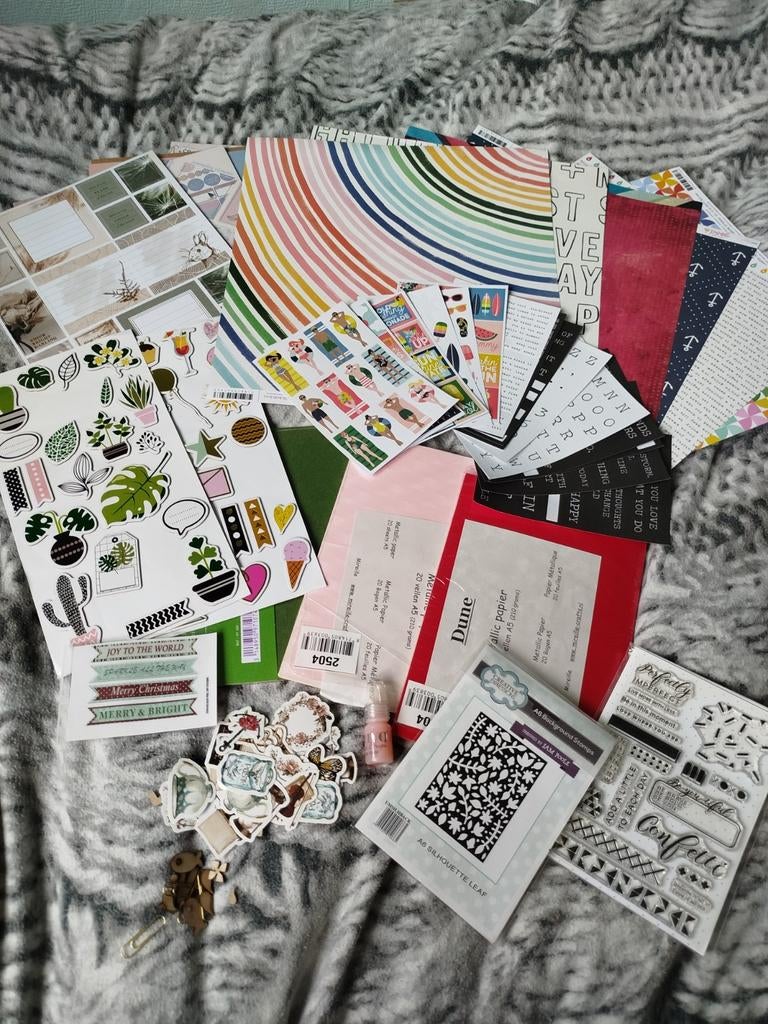 Leuk pakket voor scrapbooking en of journaling, Hobby en Vrije tijd, Ophalen of Verzenden, Zo goed als nieuw, Knutselmateriaal
