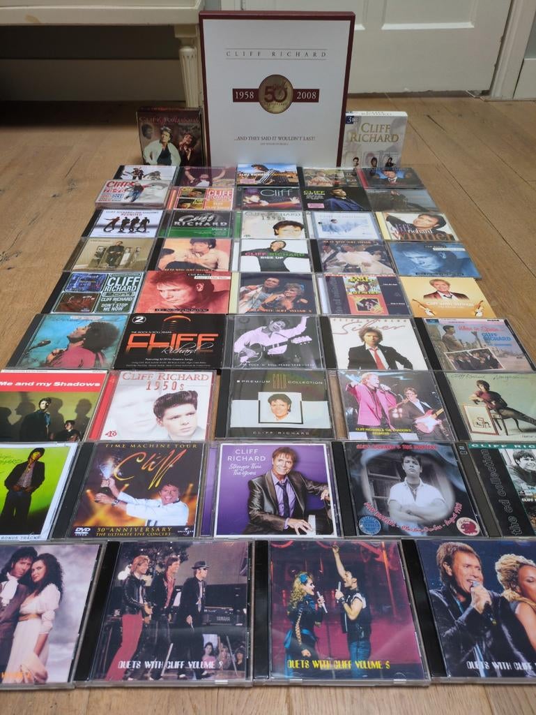 Grote collectie Cliff Richard CD's en boxsets, Cd's en Dvd's, Ophalen of Verzenden, 1990 - 1999, Gebruikt, Boxset