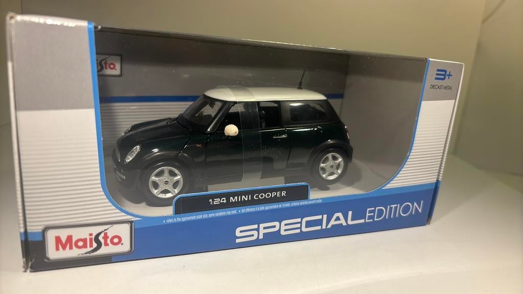 Mini cooper green maisto 1.24, Hobby en Vrije tijd, Modelauto's | 1:24, Maisto, Ophalen of Verzenden, A, A