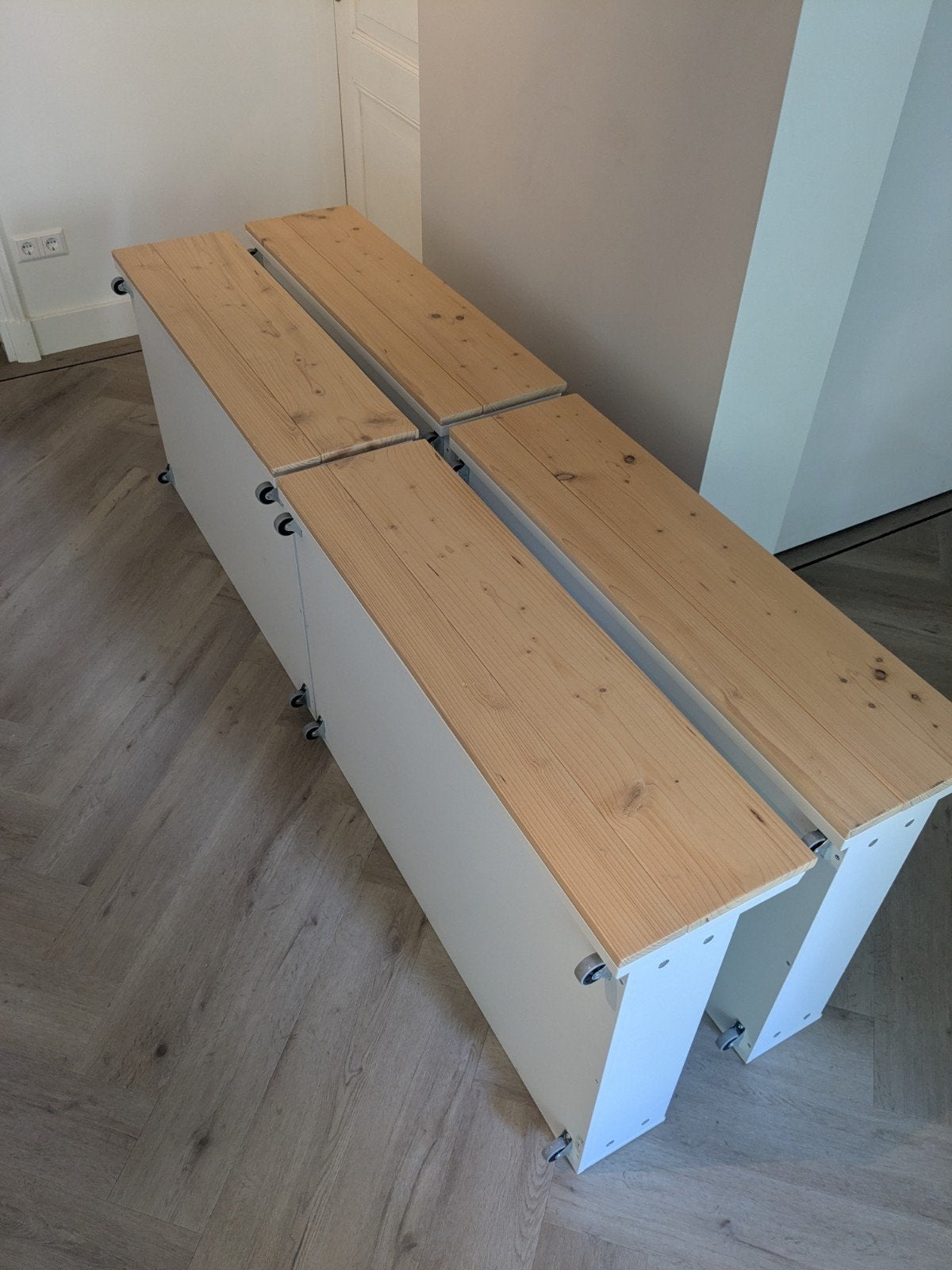 4x IKEA Malm bedlade met unieke houtbewerking, Ophalen, Gebruikt, Overige kleuren, 200 cm