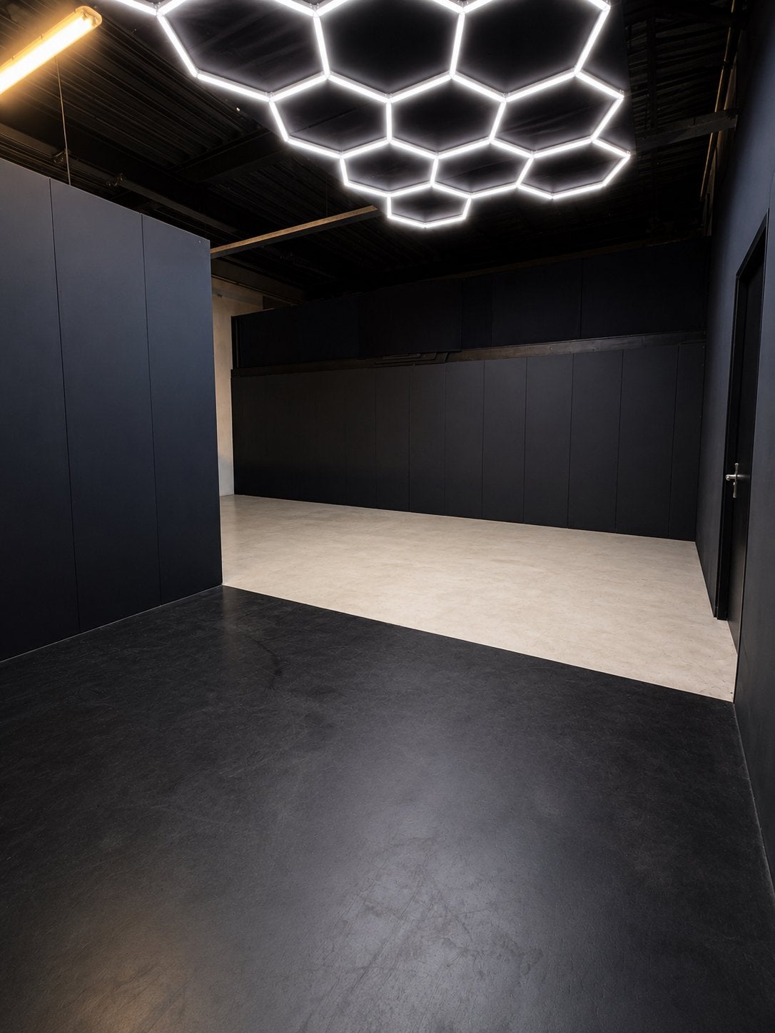 Opslag ruimte te huur 45m2 almere, Opslag