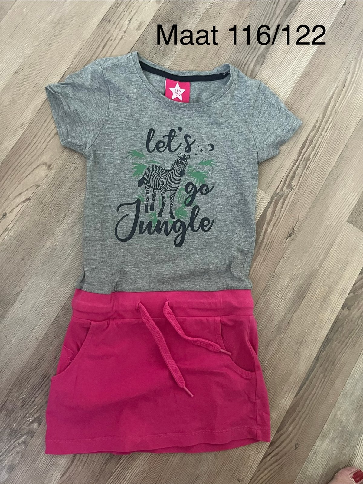 Grijs/roze jurkje met zebra, maat 116/122, Kinderen en Baby's, Kinderkleding | Maat 116, Ophalen of Verzenden, Zo goed als nieuw