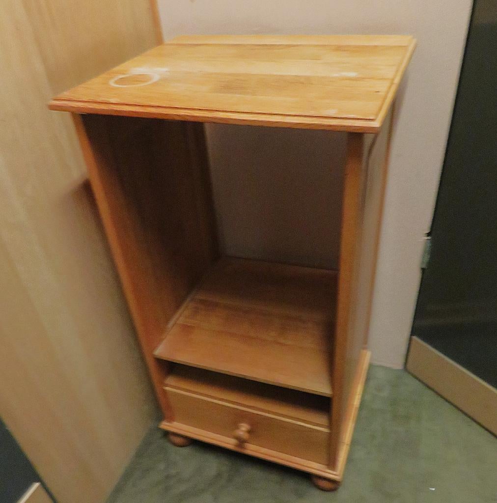Eiken audio meubel, Ophalen