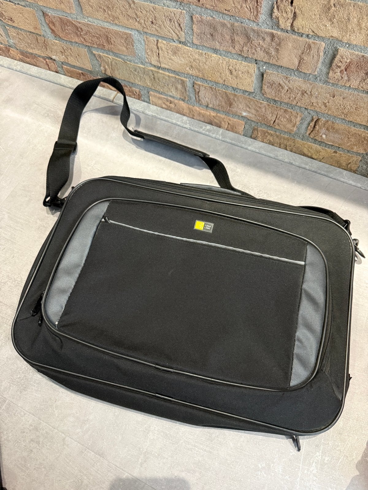 Case Logic Laptoptas - Zwart - 15 inch, Gevoerd laptopvak, 15 inch, Nieuw, Ophalen of Verzenden