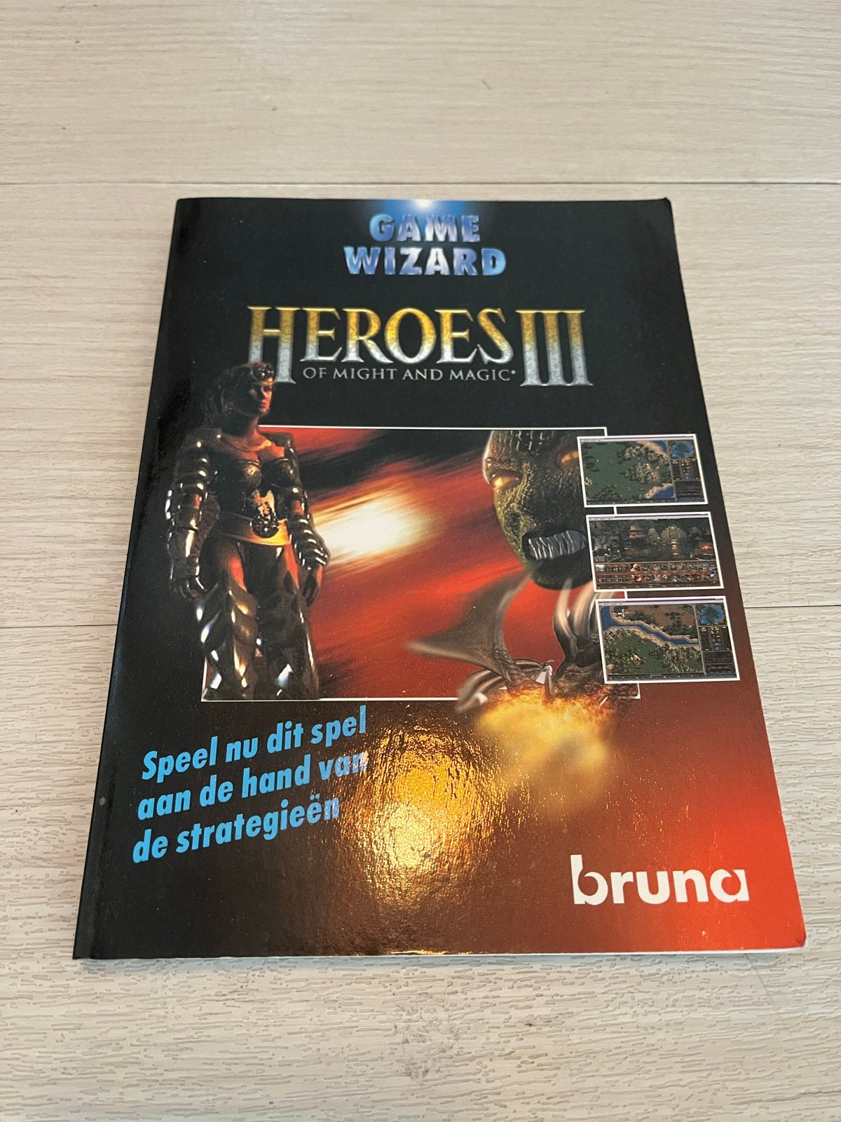 Game Wizard Heroes III of Might and Magic Strategiegids, Ophalen of Verzenden, Zo goed als nieuw