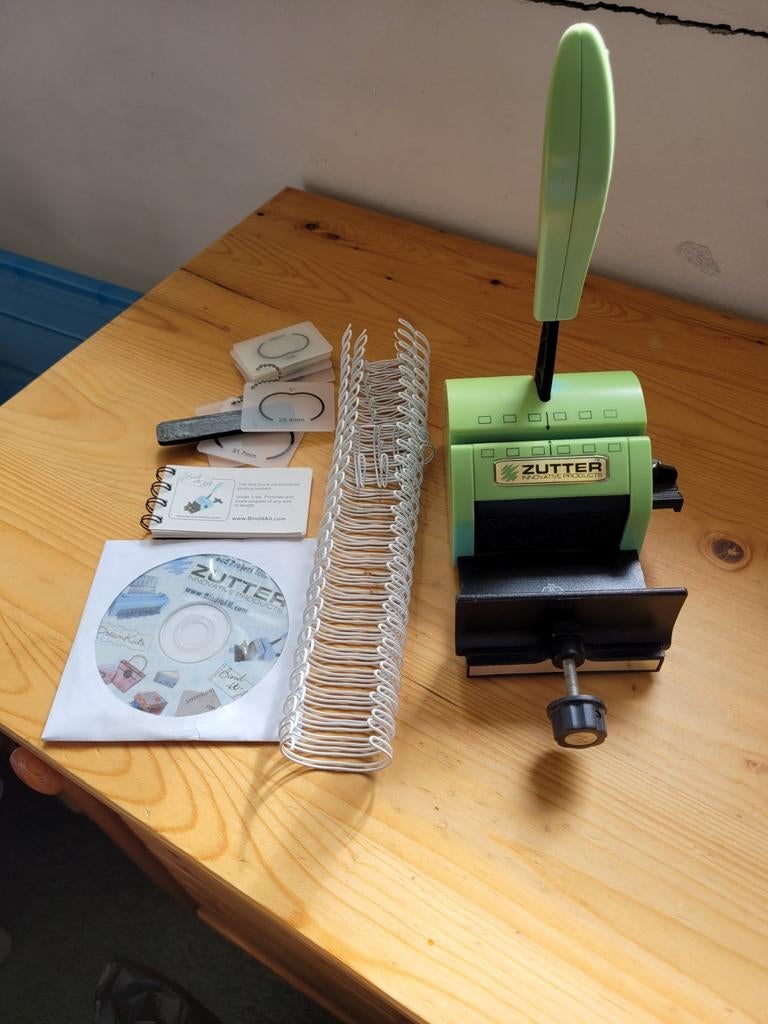Zutter bindmachine, Hobby en Vrije tijd, Knutselen, Gereedschap of Toebehoren, Overige merken, Ophalen