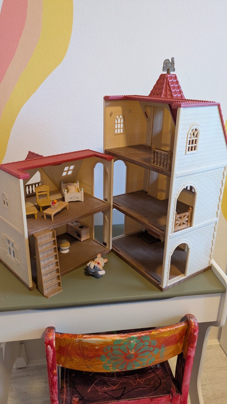 Sylvanian Families Poppenhuis met Meubels en Konijntjes, Kinderen en Baby's, Speelgoed | Poppenhuizen, Ophalen, Gebruikt, Poppenhuis