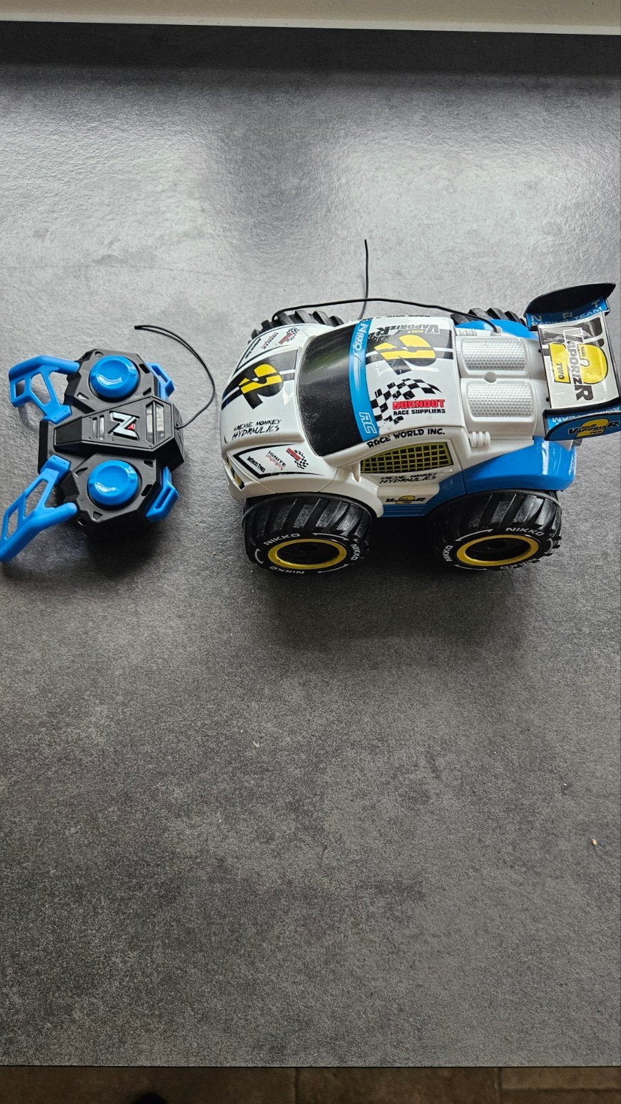 Nikko VaporizR RC auto - Werkt goed, nieuwe batterijen, Elektro, Gebruikt, Auto offroad, Ophalen of Verzenden
