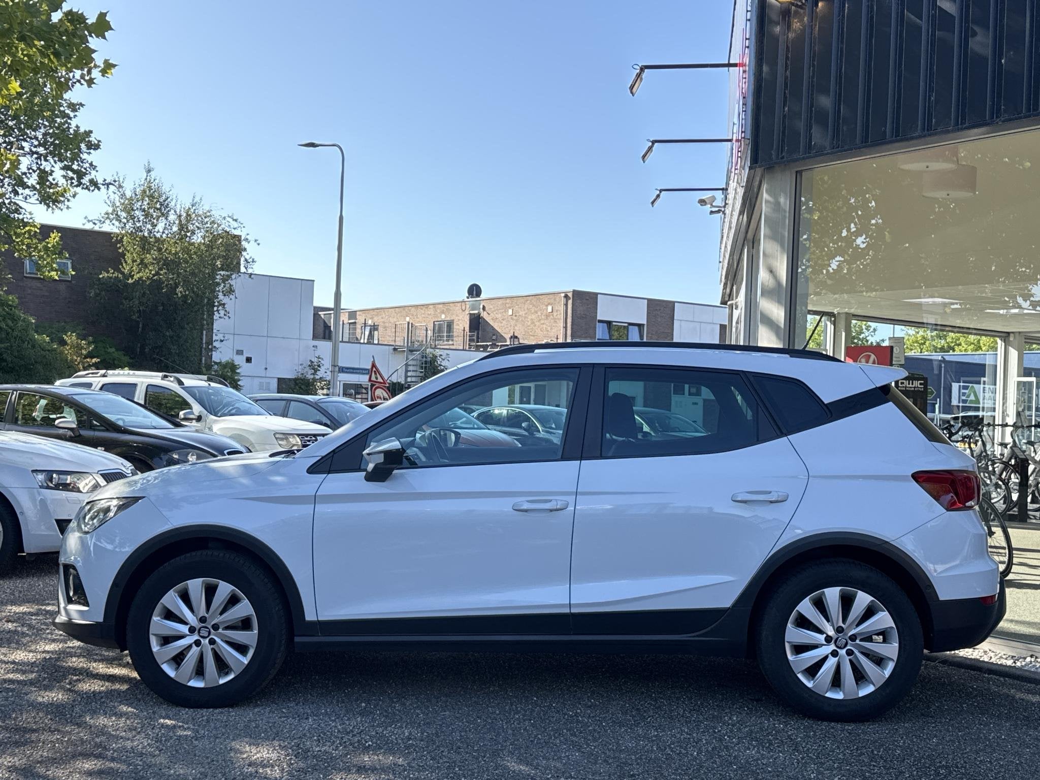 SEAT Arona 1.0 TSI Style Business Intense Carplay/ Camera/ T, Stof, Gebruikt, 1064 kg, Origineel Nederlands