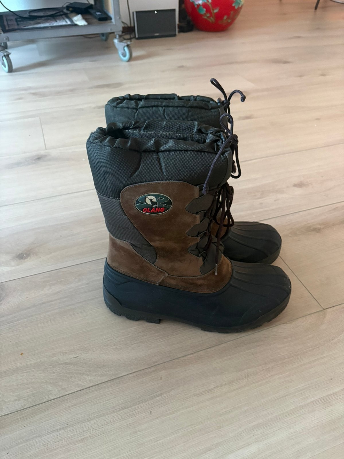 Olang Canadian snowboots, Ophalen of Verzenden, Zo goed als nieuw