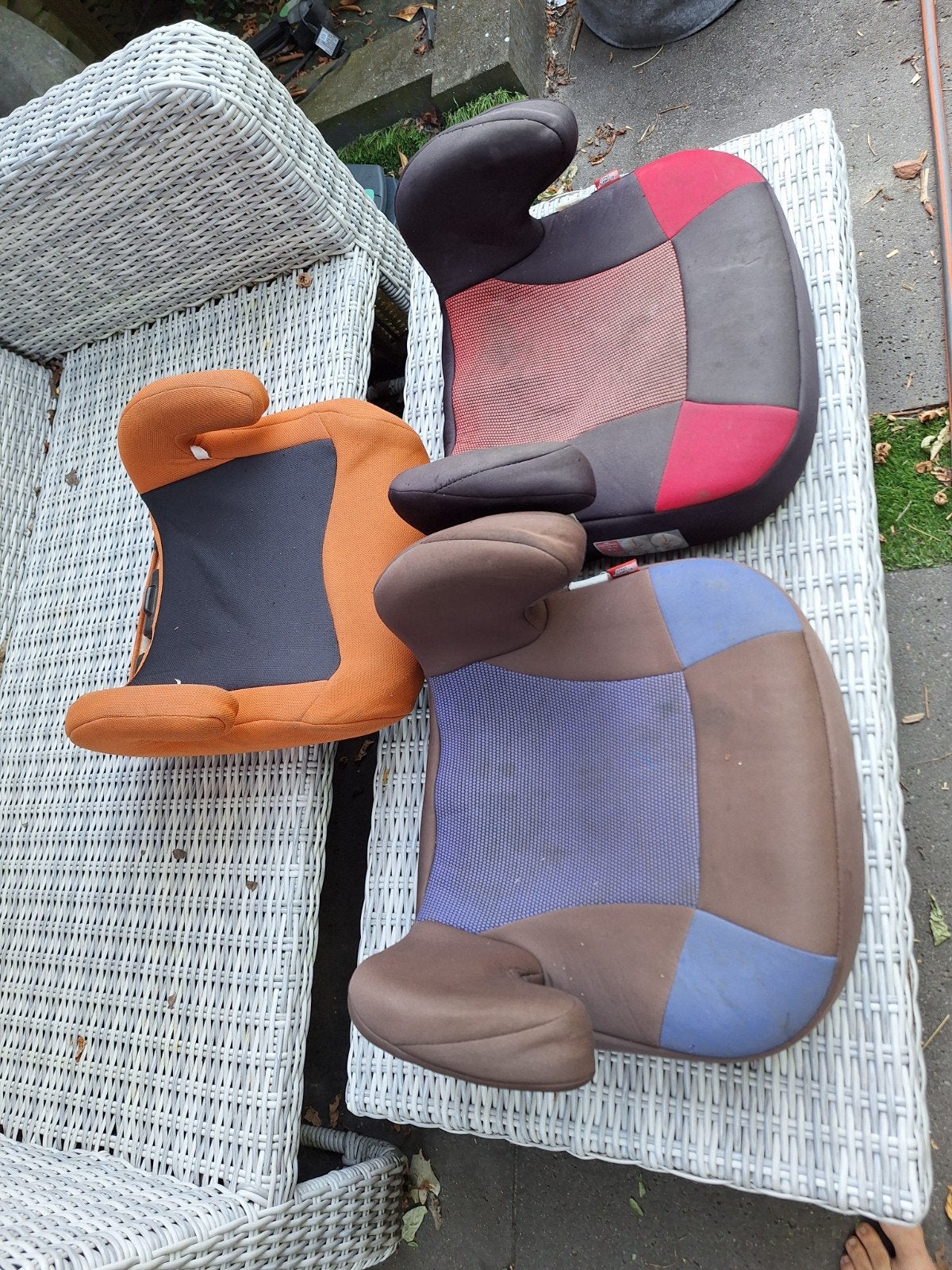 GRATIS AFHALEN Drie Gebruikte Kinderzitjes - Diverse Kleuren, Overige merken, 15 t/m 36 kg, Gebruikt, Autogordel