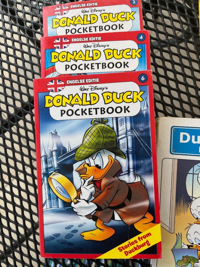 Engelse Donald Duck Pockets nr 2, 4 en 6 in zeer goede staat, Meerdere stripboeken, Ophalen of Verzenden, Zo goed als nieuw