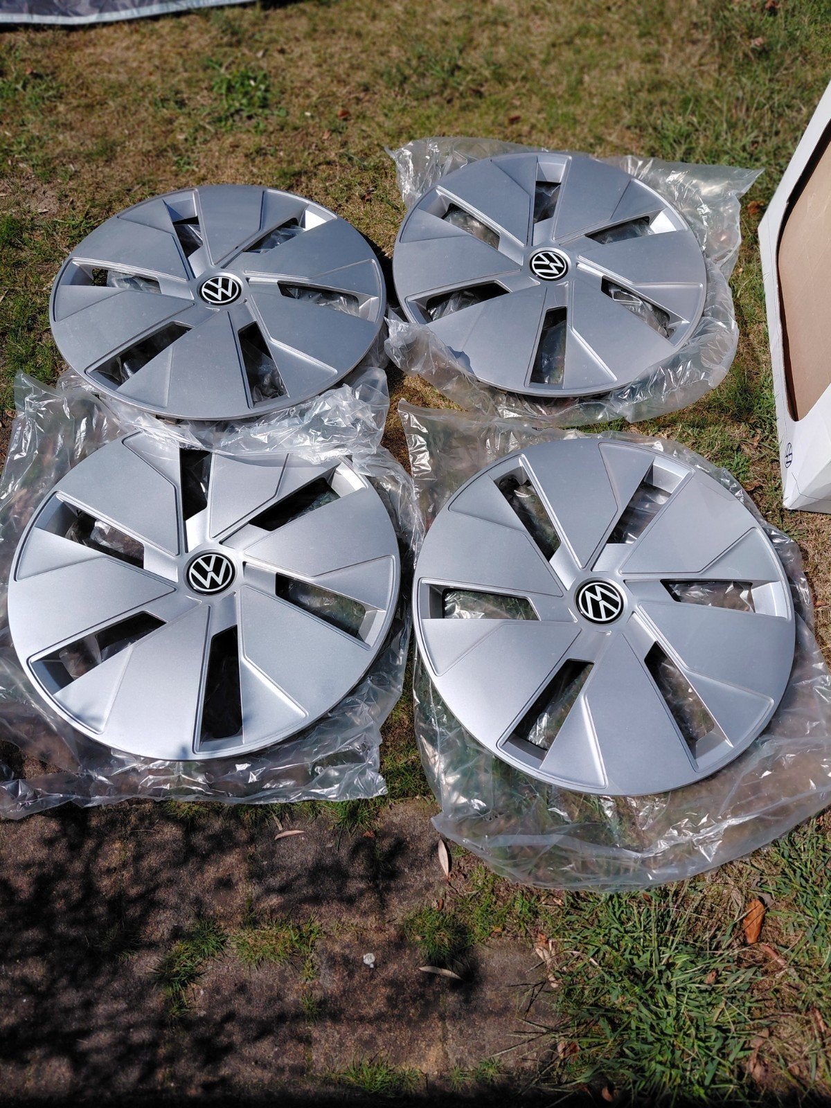 VW ID3 wieldop set. Gebruikt. Standaard 18 inch velg, Auto diversen, Wieldoppen, Ophalen of Verzenden