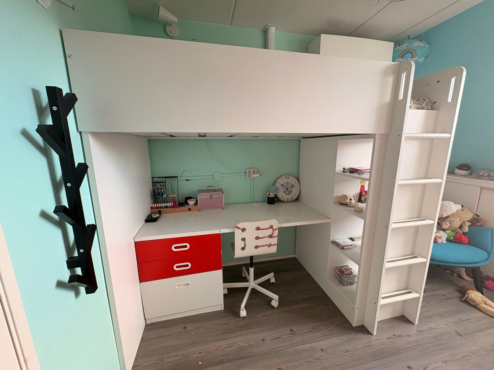Smastad Hoogslaper met bureau, kast en lades - Wit/Rood, Ophalen, Gebruikt, Eenpersoons, 200 cm