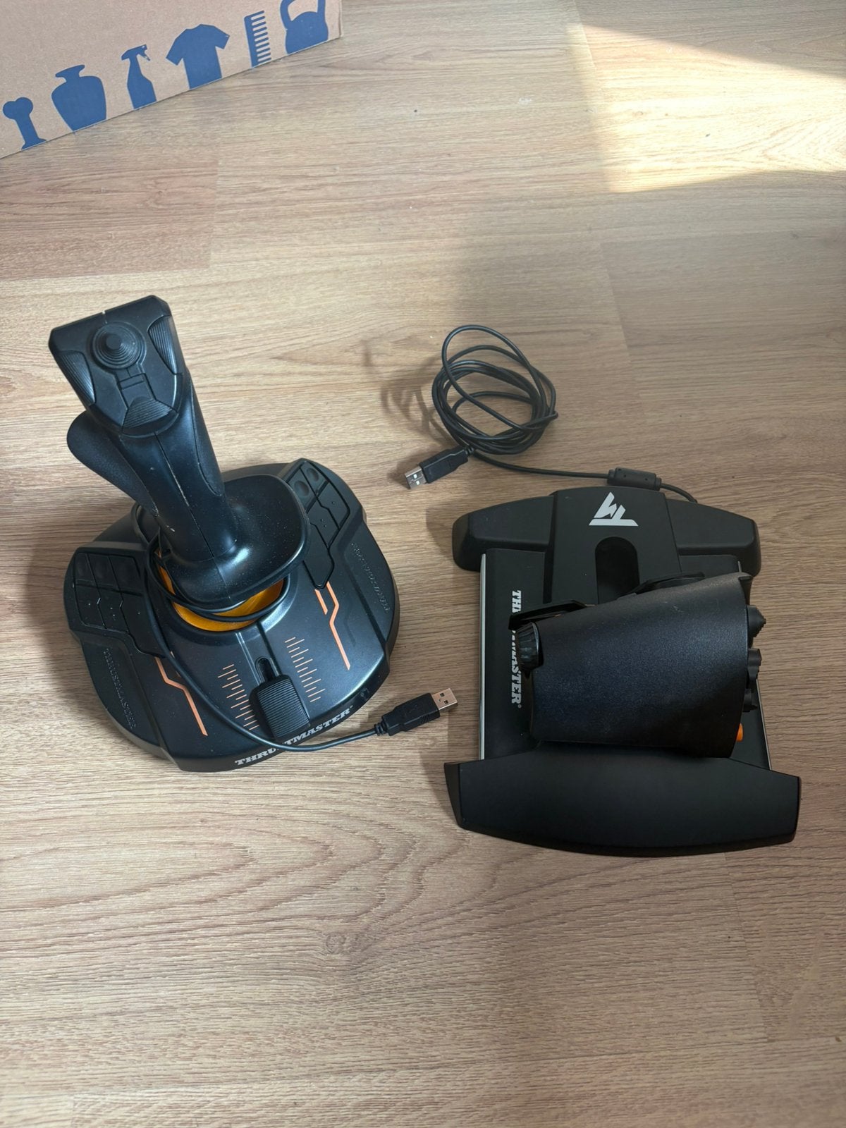 Thrustmaster T1600M Joystick en Throttle Quadrant, Ophalen of Verzenden, Zo goed als nieuw