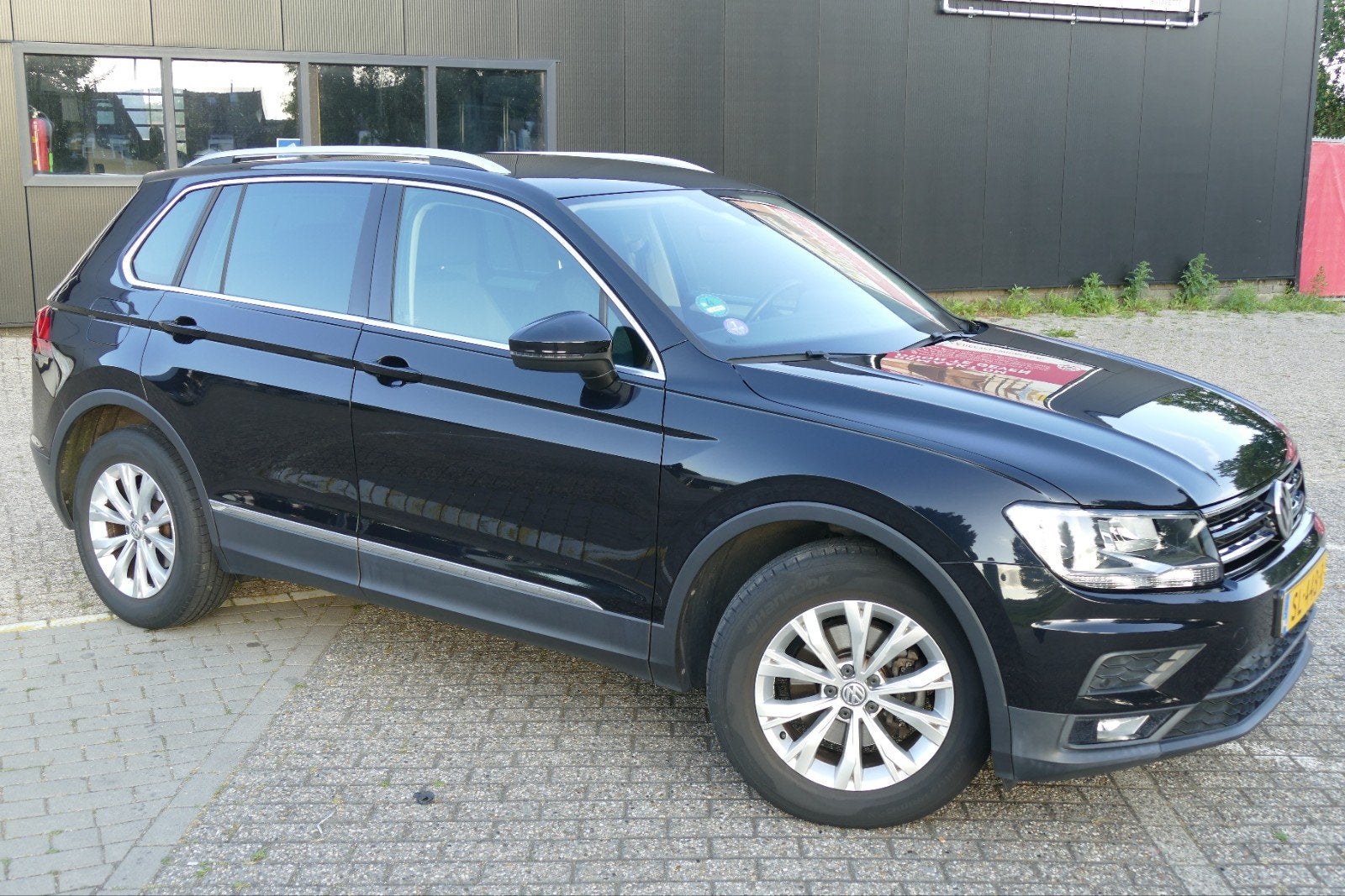 VW Tiguan 1.4 TSI 2018 |Dealer onderhouden | 12 mnd garantie, Voorwielaandrijving, 4 cilinders, Zwart, Origineel Nederlands