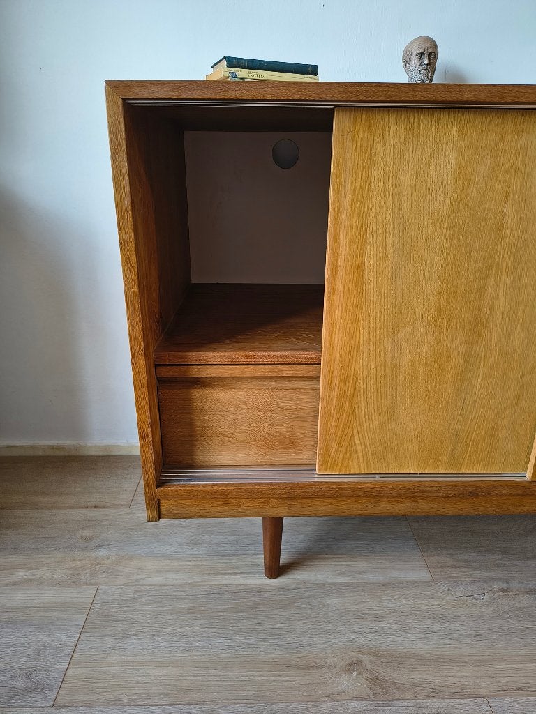 Mid-Century Dressoir | Massief hout, 100 tot 150 cm, Onbekend, Ophalen of Verzenden, Zo goed als nieuw