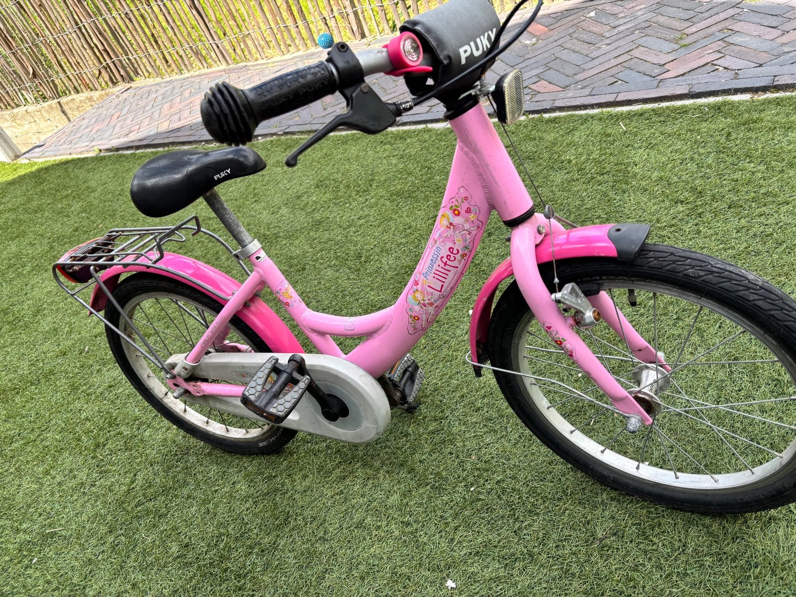 Puky 18 inch kinderfiets roze - 1 jaar gebruikt, Fietsen en Brommers, Fietsen | Kinderfietsjes, Ophalen, Gebruikt, 16 tot 20 inch