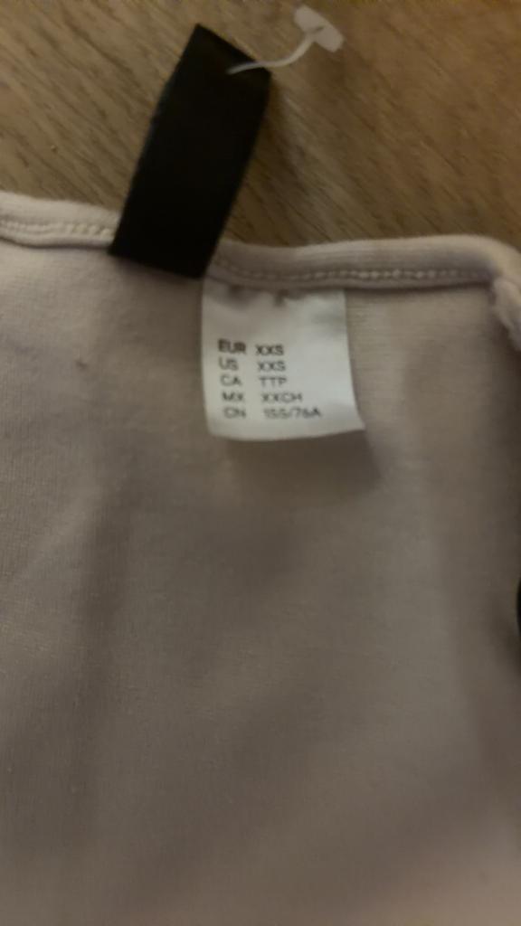 H&M Crèmekleurige Bodycon Jurk met Vierkante Hals, Kleding | Dames, Jurken, Ophalen, Beige, Zo goed als nieuw, Maat 34 (XS) of kleiner