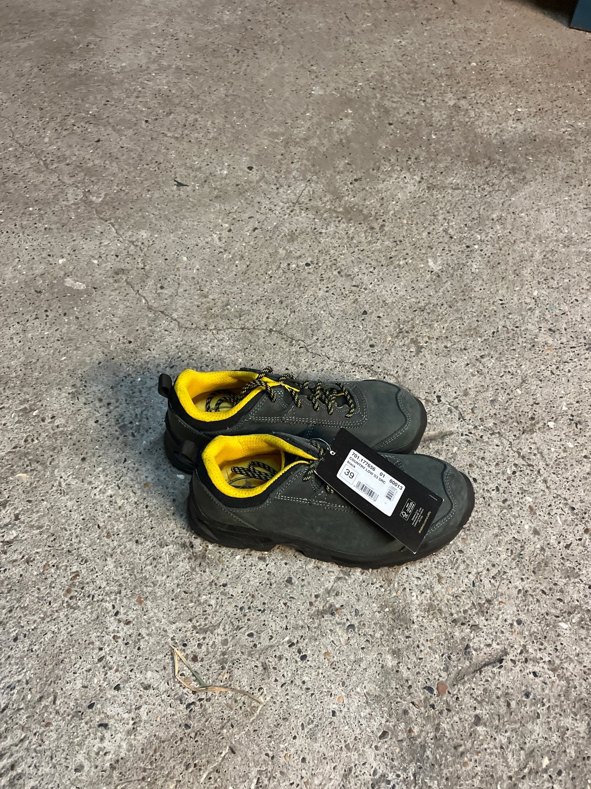 Diadora werkschoenen maat 39, Ophalen of Verzenden, Nieuw, Overige kleuren, Werkschoenen
