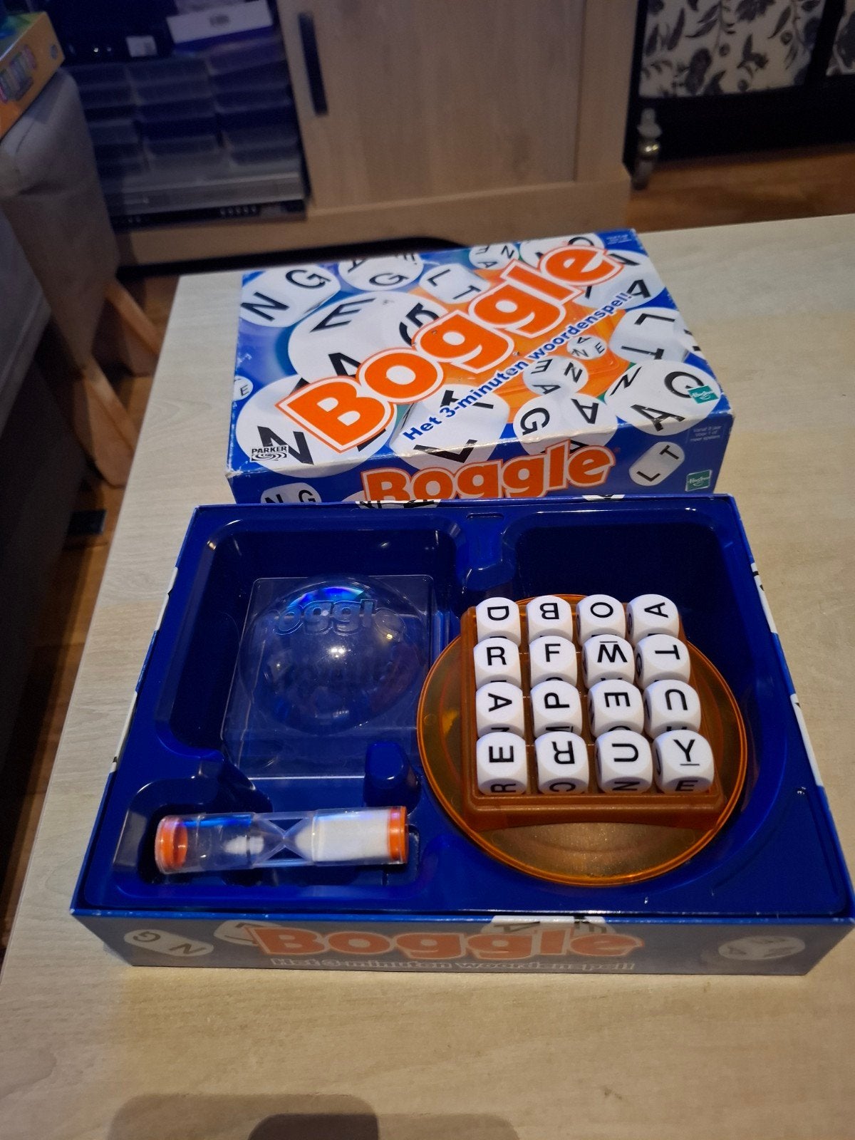 Boggle: Het 3-minuten woordspel - Klassiek woordspel, Parker, Gebruikt, Hasbro International Inc., Ophalen of Verzenden
