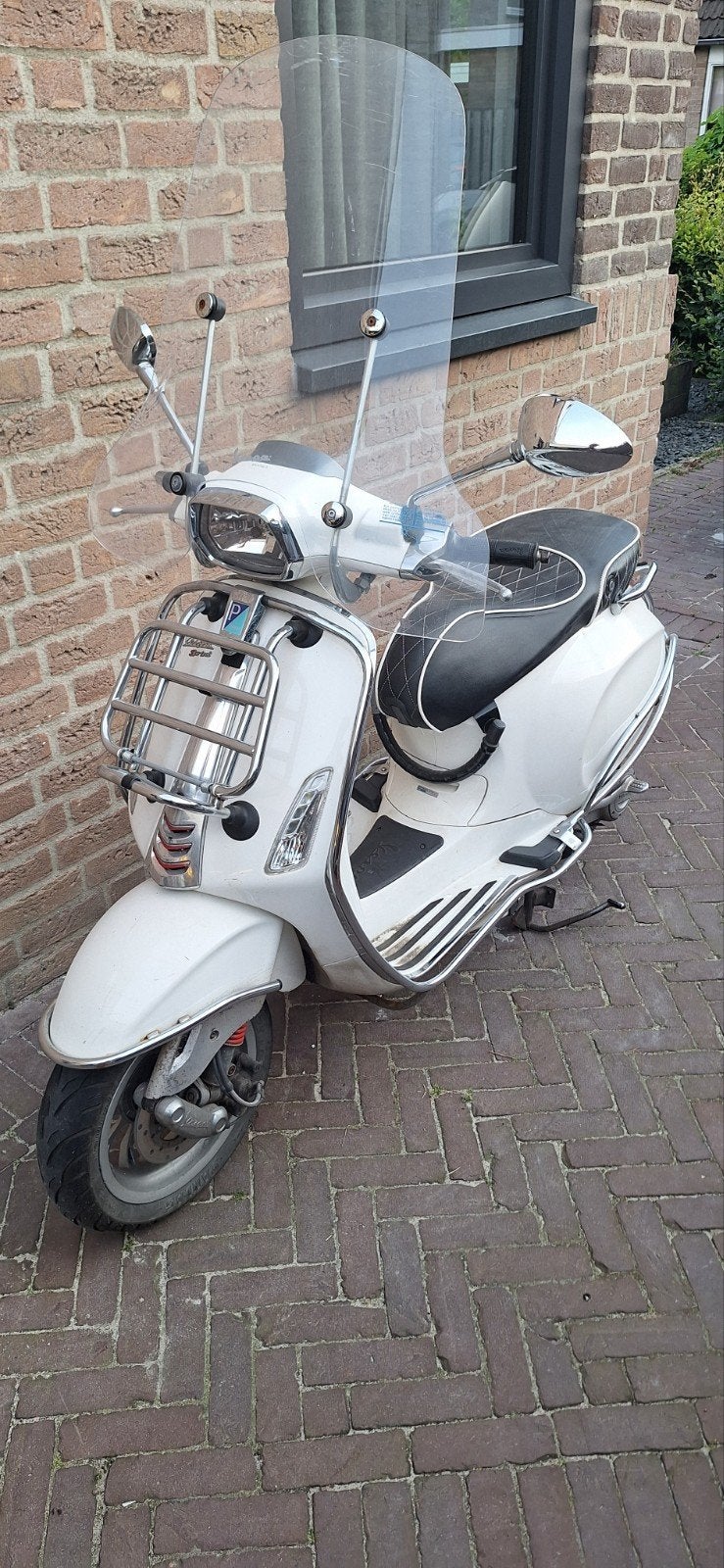 Witte Vespa Sprint Scooter Goed Onderhouden met veel extra's, Ophalen, Gebruikt, Overige modellen, Benzine