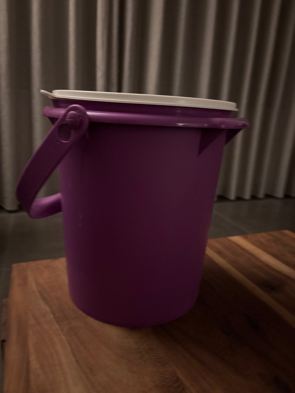 Tupperware wasemmer met deksel - Paars, Gebruikt, Paars, Ophalen of Verzenden, Met deksel