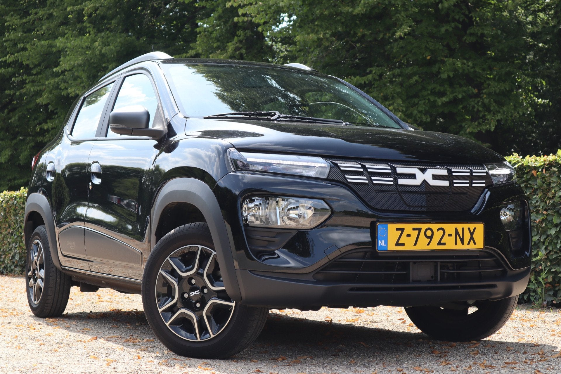Dacia Spring Expression 27 kWh | Camera | Carplay | Lederen, 12 maanden, Gebruikt, 234 min, Zwart