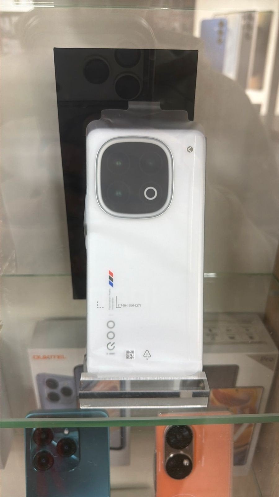 Iqoo 13 16gb ram 256 gb rom ruilen / inruilen, Ophalen, Overige modellen, Zo goed als nieuw, Zonder simlock