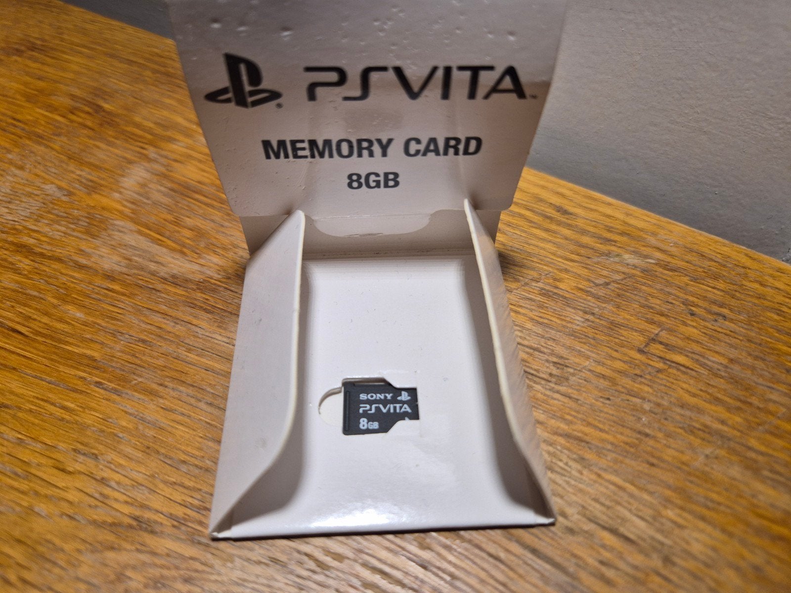 Originele PS Vita 8gb memorycard, Avontuur en Actie, 1 speler, Ophalen of Verzenden, Zo goed als nieuw