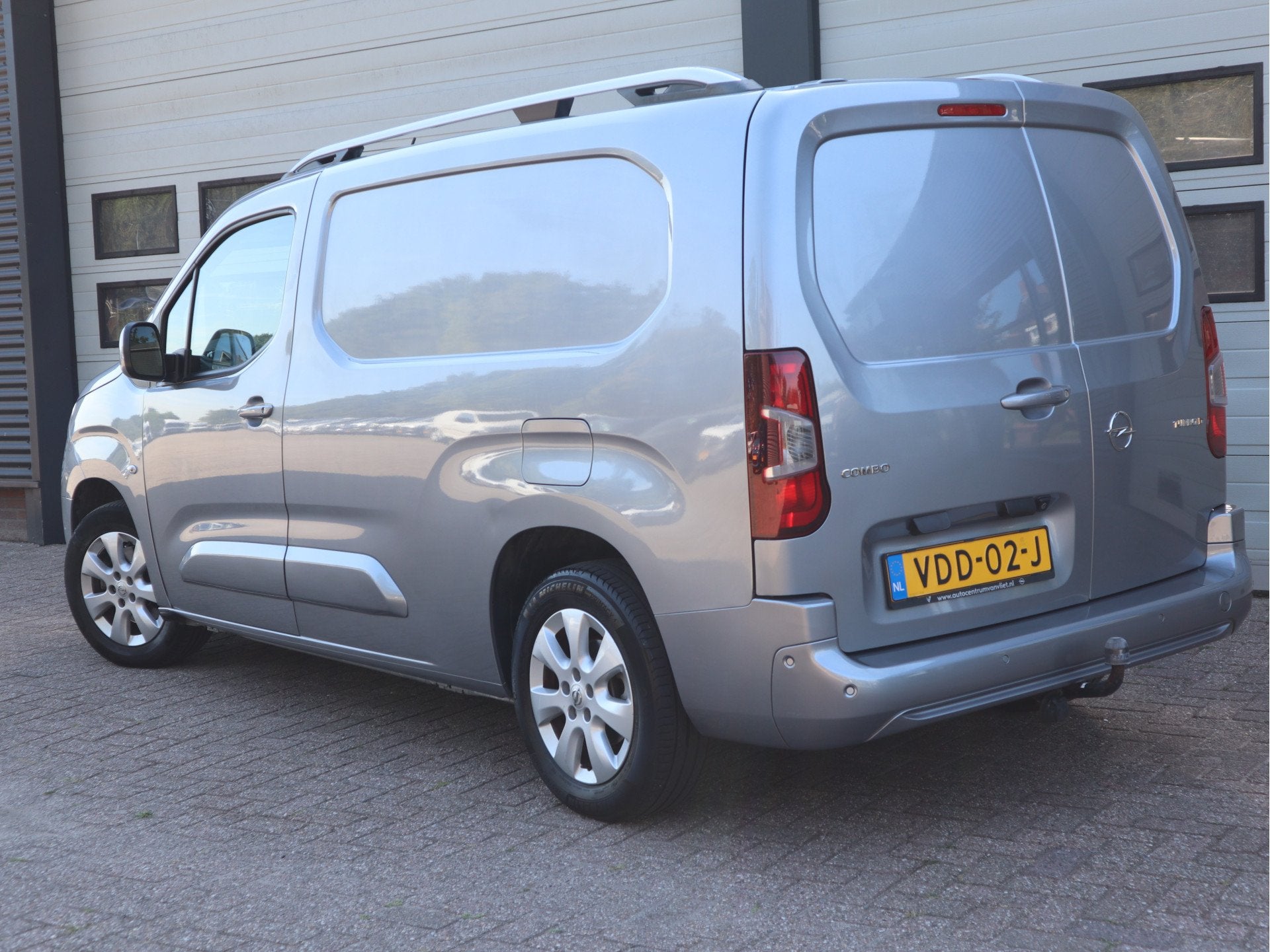 Opel Combo 1.5D 131pk Automaat Euro 6 Lang L2 - Airco - Came, Auto's, Bestelauto's, Stof, Gebruikt, 4 cilinders, 23 km/l