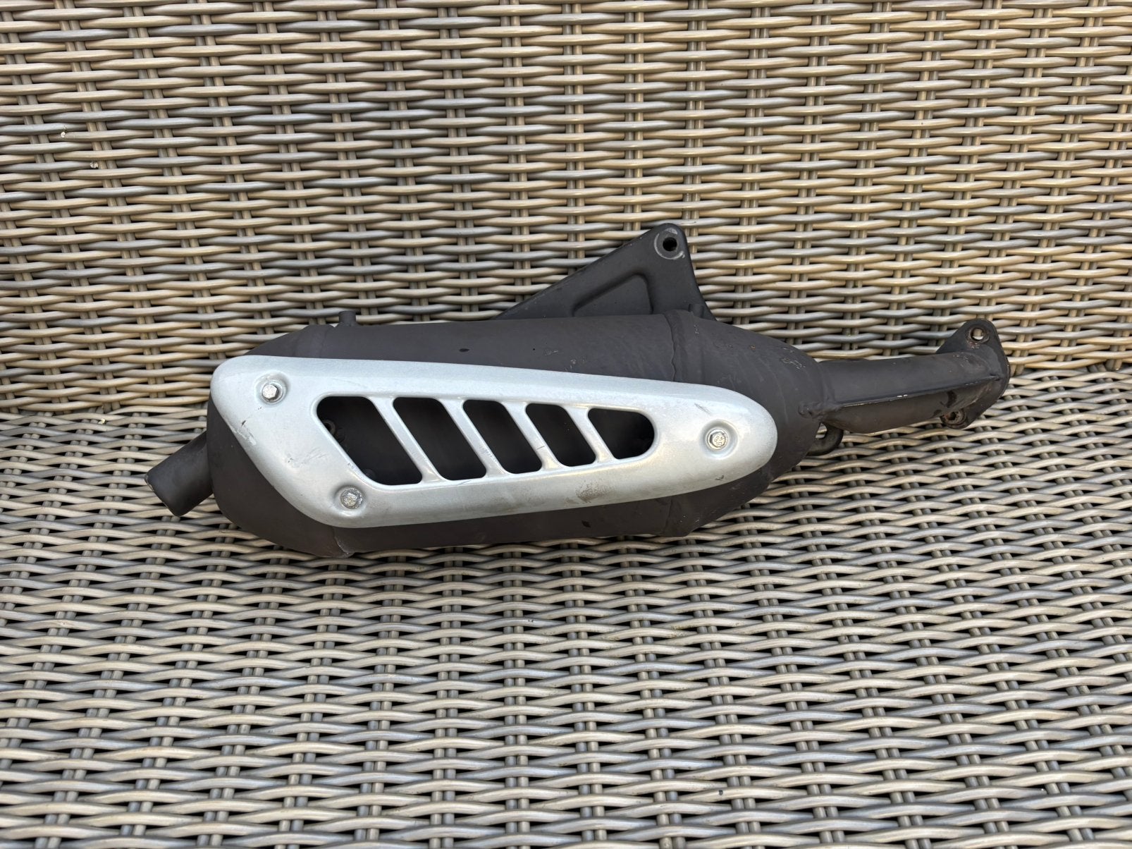 Originele 125cc 2takt uitlaat Aprilia SR 125/150, Ophalen of Verzenden, Zo goed als nieuw, Uitlaat
