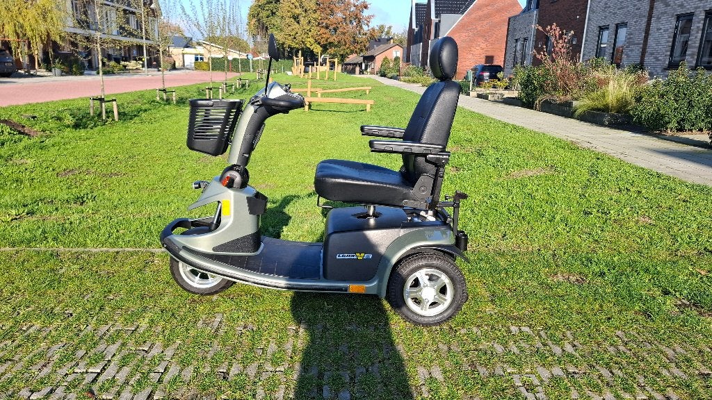 Scootmobiel z.g.a.n., Ophalen, Zo goed als nieuw, Pride, 11 t/m 15 km/u