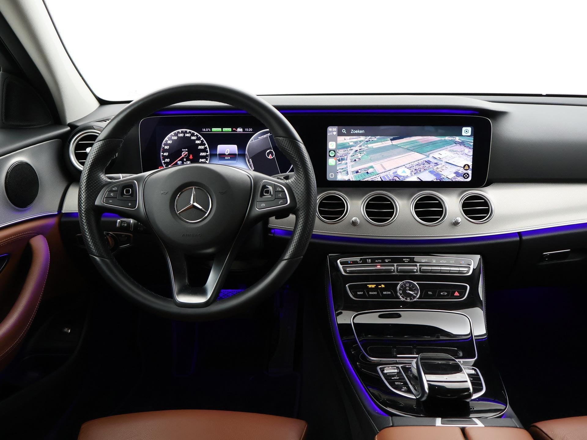 Mercedes-Benz E-klasse 350e PLUG-IN HYBRID + HEAD-UP | DISTR, Automaat, Achterwielaandrijving, Gebruikt, Leder en Stof