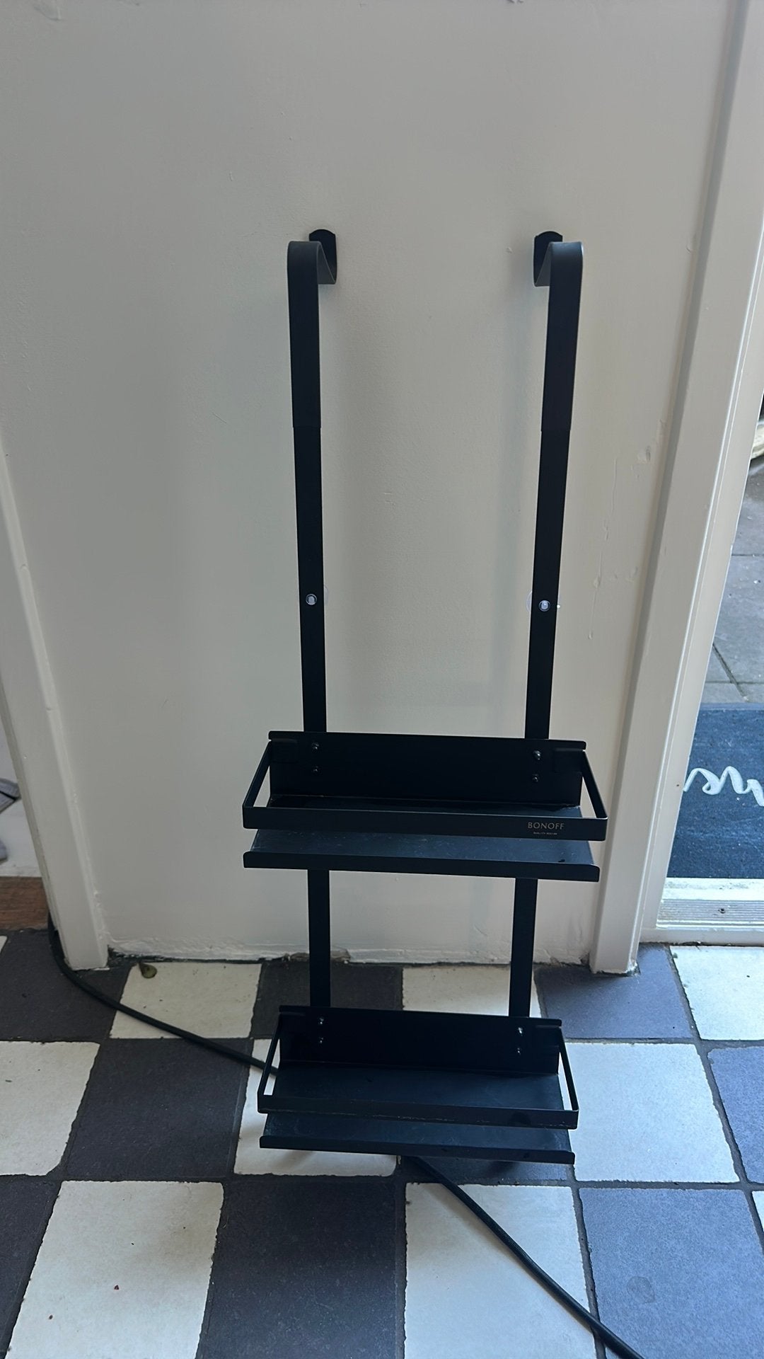 Doucherek zwart (hangend zonder boren), Ophalen, Zo goed als nieuw, Zwart